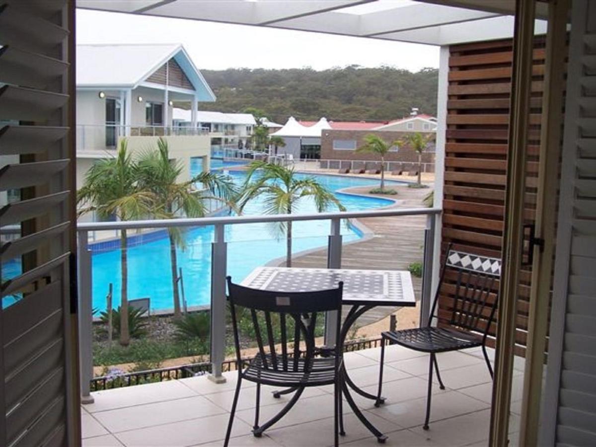 Oaks Pacific Blue 349 Fantastic Pool Aparthotel Salamander Bay Exterior foto